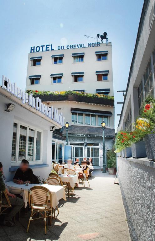 Le Cheval Noir Hotel Paris ป็องแต็ง ภายนอก รูปภาพ