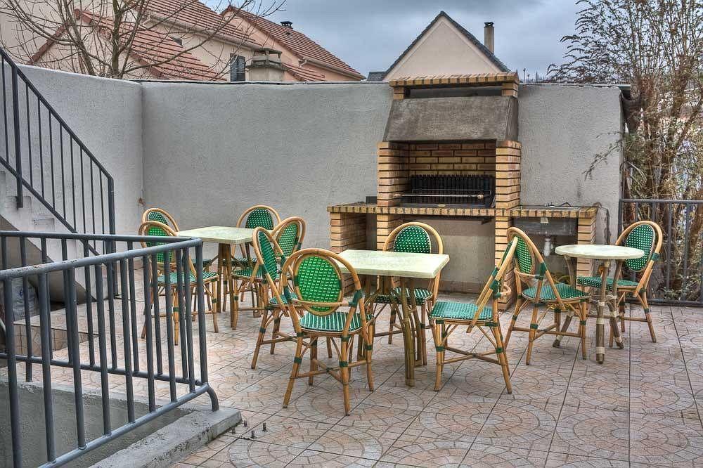 Le Cheval Noir Hotel Paris ป็องแต็ง ภายนอก รูปภาพ