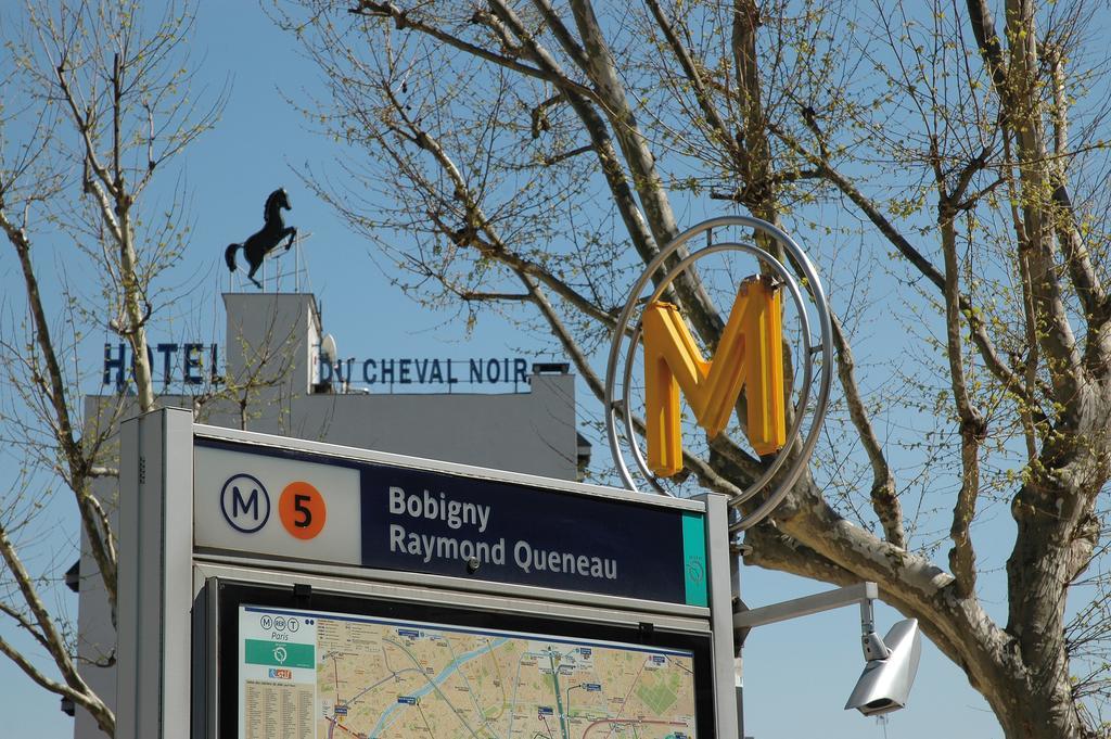 Le Cheval Noir Hotel Paris ป็องแต็ง ภายนอก รูปภาพ