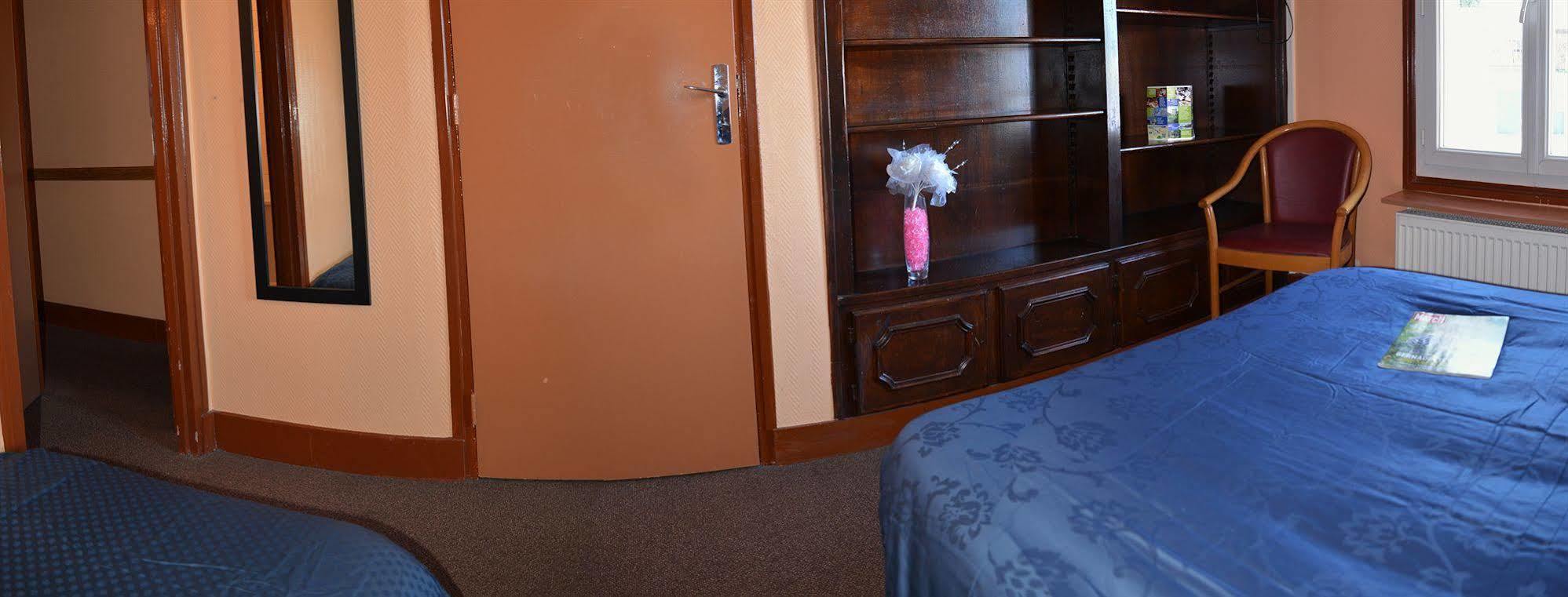 Le Cheval Noir Hotel Paris ป็องแต็ง ภายนอก รูปภาพ